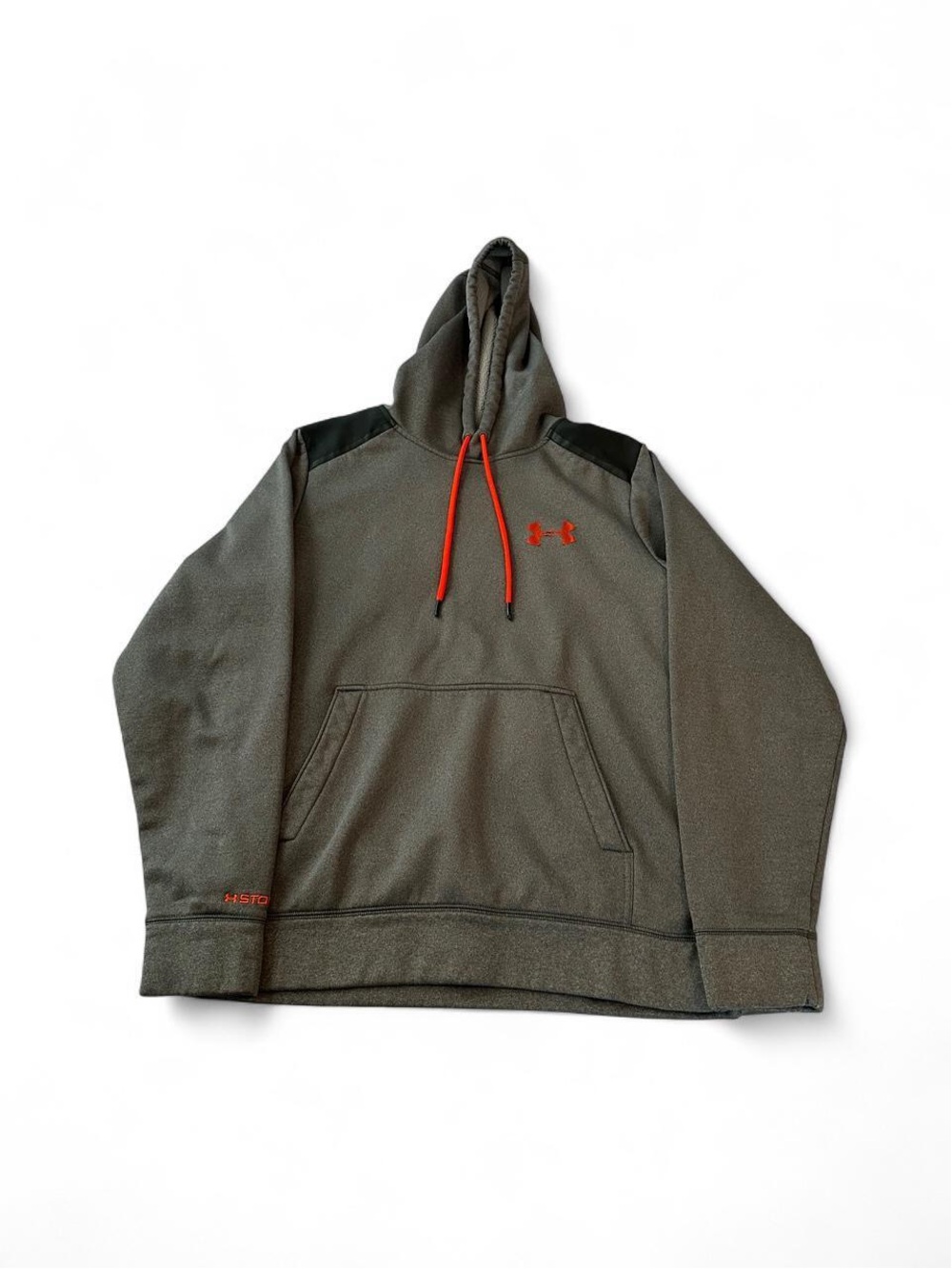 Under Armour sweatshirt hoodie 
Men medium